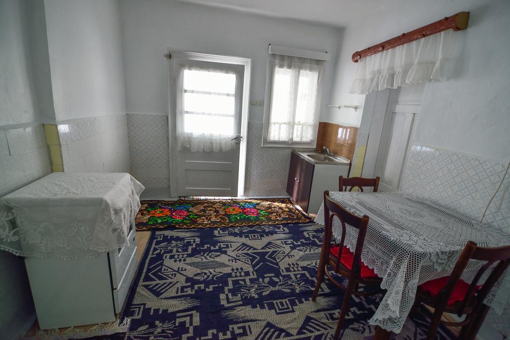 Busta House Bogdan Vodă Exterior foto